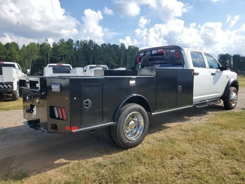 New 2025 RAM 5500 Tradesman AWD/4WD image 6