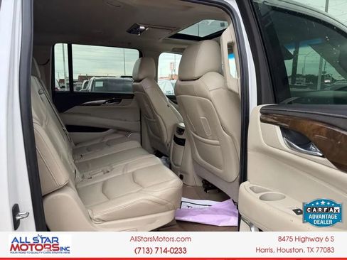 Used 2019 Cadillac Escalade ESV Premium Luxury AWD/4WD image 13