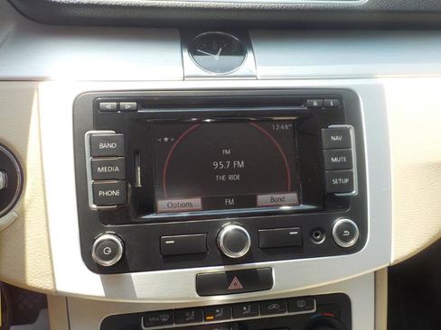 Used 2012 Volkswagen CC Lux image 13