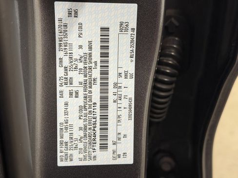 Used 2025 Ford Ranger Lariat w/ Trailer Tow Package image 41