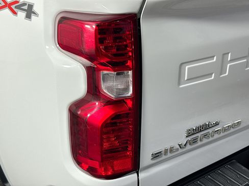 Used 2023 Chevrolet Silverado 2500 W/T w/ WT Convenience Package AWD/4WD image 31