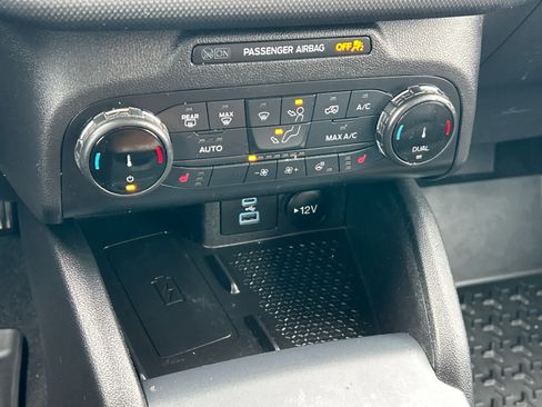 Used 2022 Ford Bronco Sport Outer Banks w/ Tech Package image 40