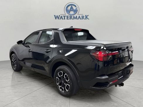 Used 2024 Hyundai Santa Cruz SE image 3