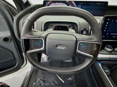Used 2025 Ford Expedition Platinum w/ Stealth Appearance Package AWD/4WD image 11