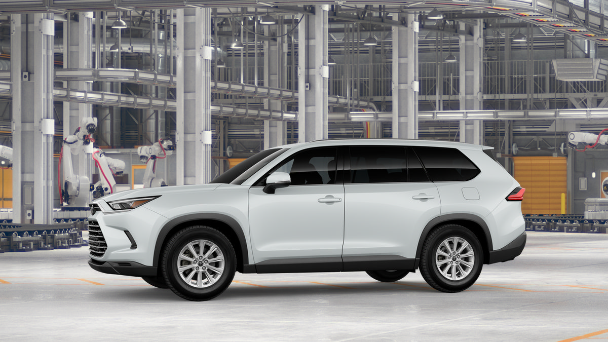 New 2026 Toyota Grand Highlander XLE FWD image 5