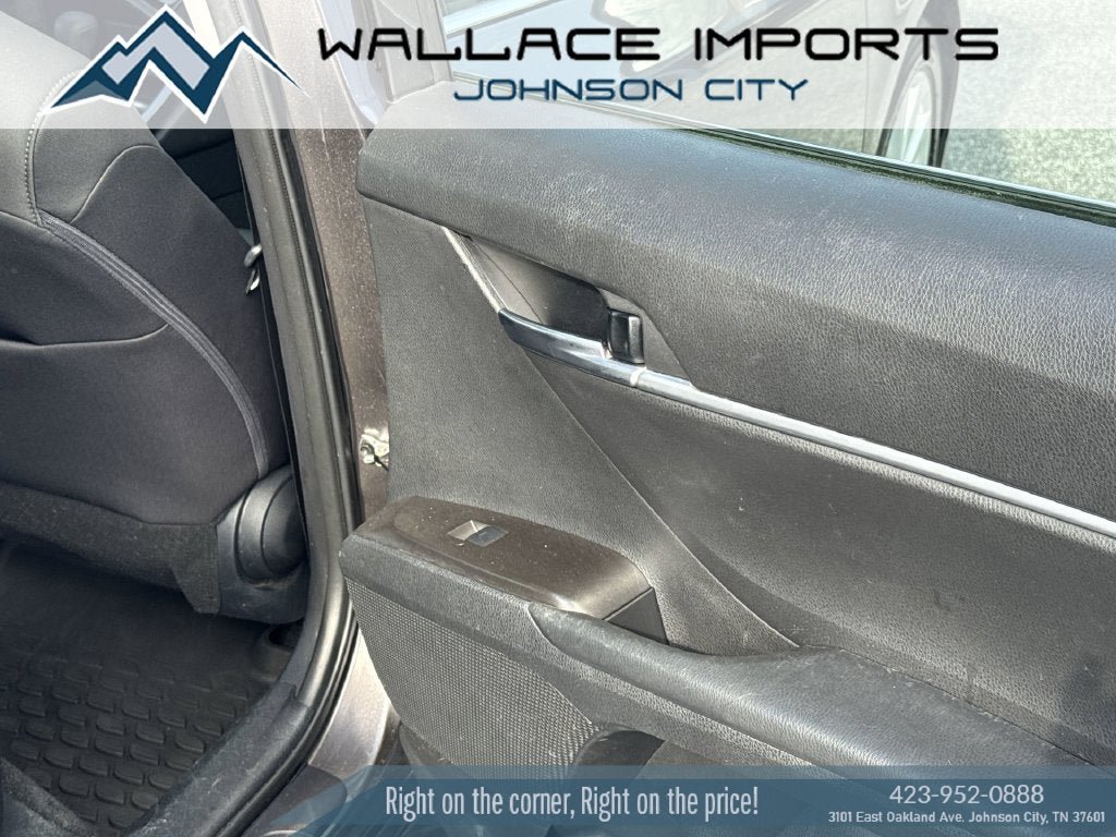 Used 2023 Toyota Camry LE FWD image 39