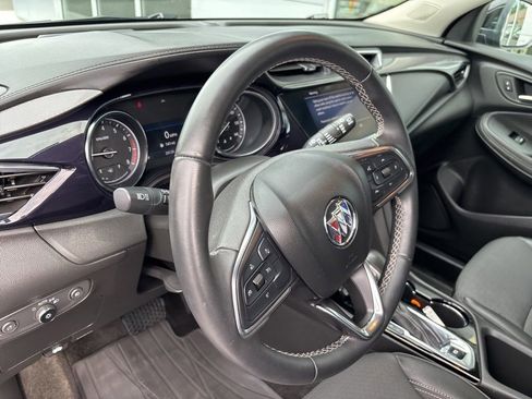 Used 2023 Buick Encore GX Preferred w/ Cold Weather Comfort Package AWD/4WD image 6