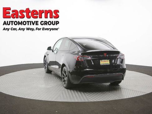 Used 2022 Tesla Model Y Long Range AWD/4WD image 59