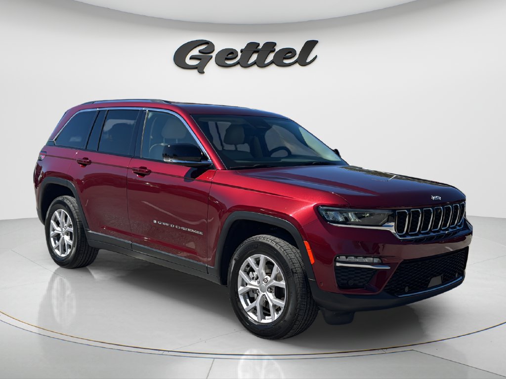 Used 2022 Jeep Grand Cherokee Limited w/ Luxury Tech Group II RWD image 4