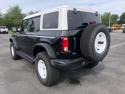 New 2025 Ford Bronco Heritage Edition image 28