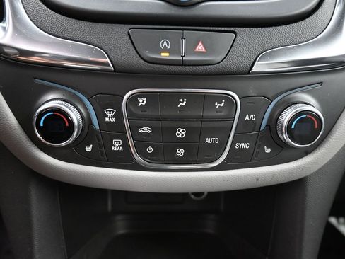 Used 2024 Chevrolet Equinox LT image 15