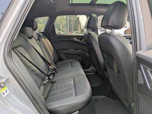 Used 2023 Audi Q4 e-tron Premium Plus w/ Premium Plus RWD image 38