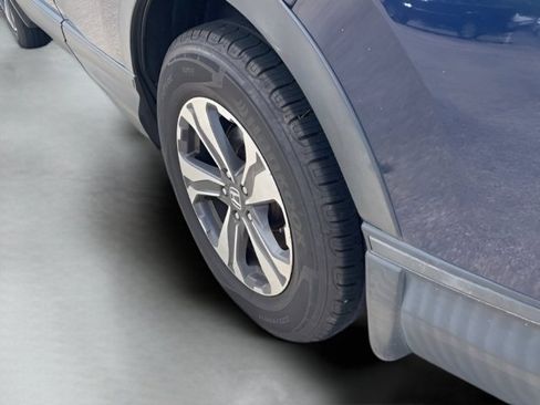 Used 2017 Honda CR-V LX image 12