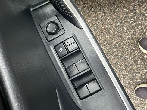 Certified 2025 Toyota RAV4 LE AWD/4WD image 32