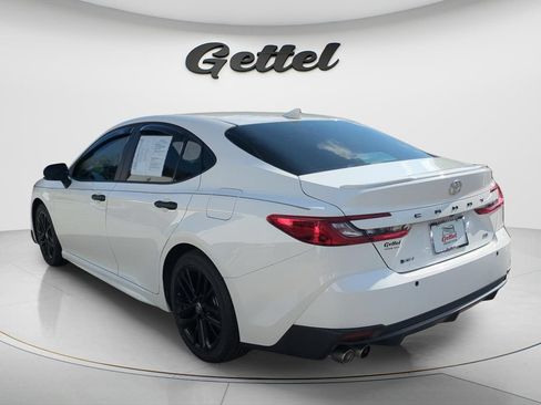 Used 2025 Toyota Camry SE w/ Convenience Package FWD image 7
