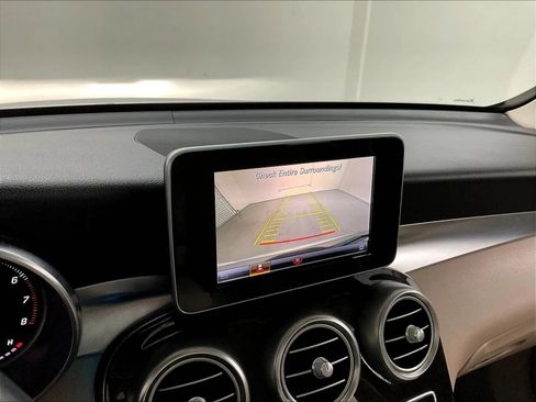 Used 2019 Mercedes-Benz GLC 300 image 26