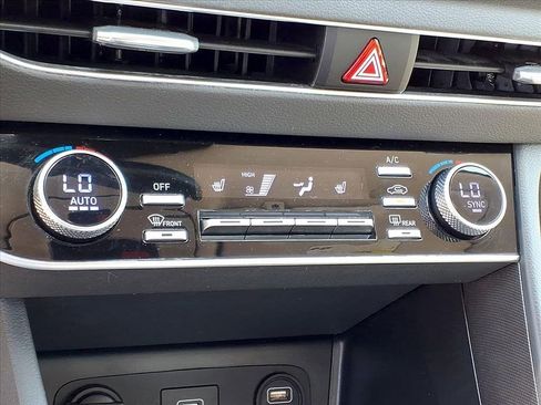 Certified 2022 Hyundai Sonata SEL FWD image 13