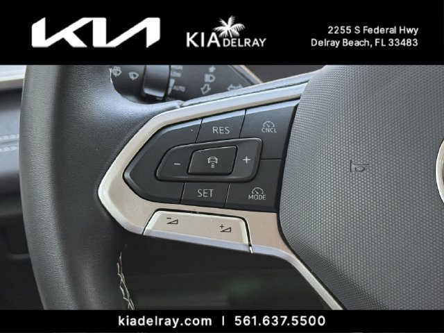 Used 2025 Volkswagen Tiguan SE FWD image 29