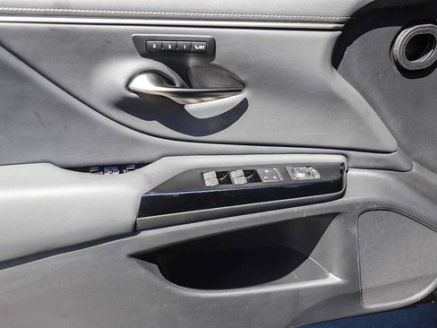 Used 2023 Lexus ES 350 w/ Premium Package FWD image 20