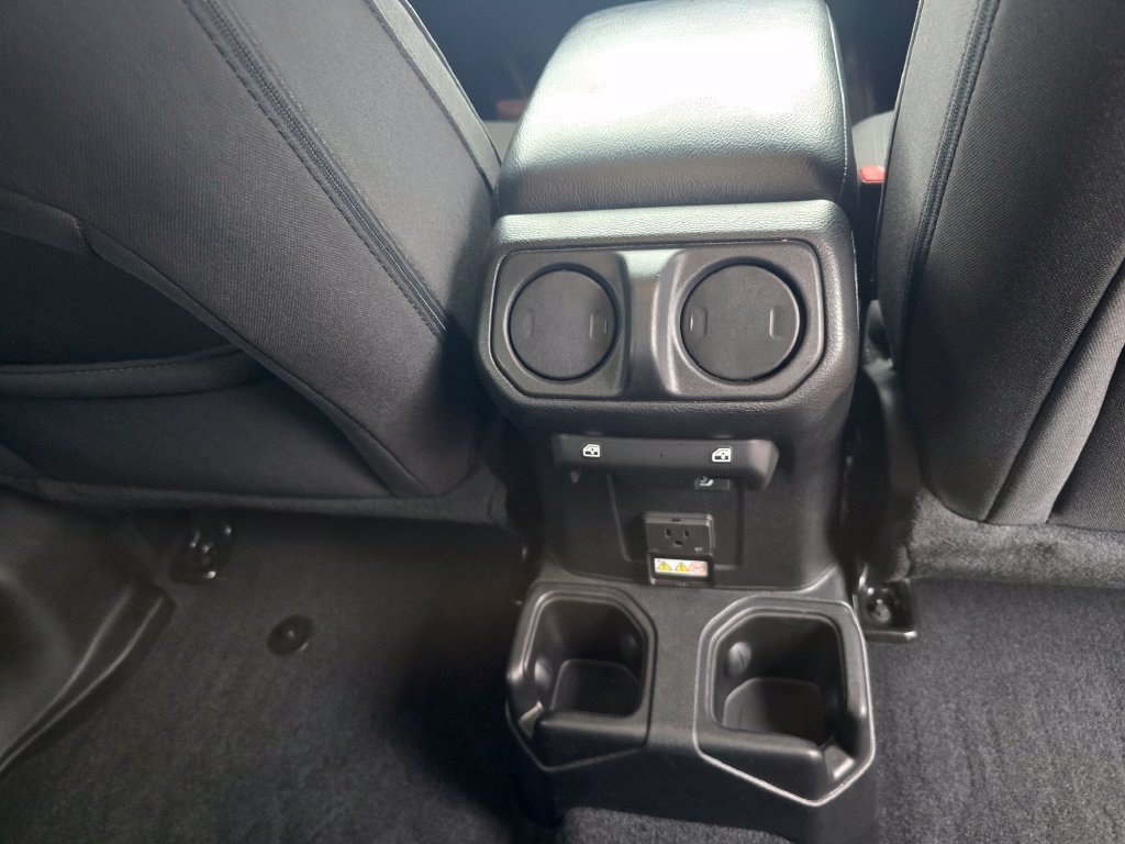 Used 2023 Jeep Gladiator Sport AWD/4WD image 37