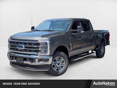 New 2025 Ford F350 Lariat w/ FX4 Off-Road Package