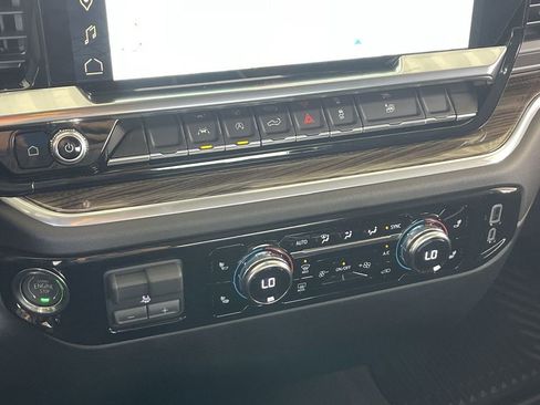 New 2026 GMC Sierra 1500 Elevation AWD/4WD image 34