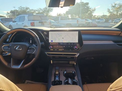 Used 2025 Lexus RX 350 350h Premium Plus image 21