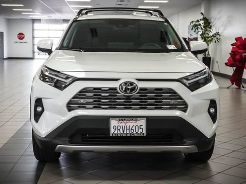 Used 2025 Toyota RAV4 Limited w/ Advanced Technology Package AWD/4WD image 4
