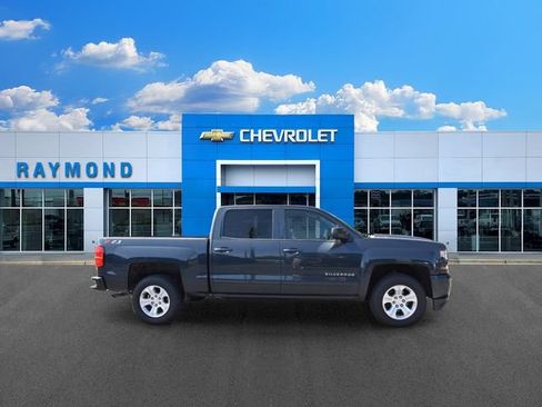 Used 2018 Chevrolet Silverado 1500 LT w/ All Star Edition AWD/4WD image 2