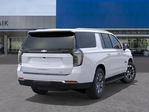 New 2026 Chevrolet Suburban LT w/ Comfort Package RWD image 4