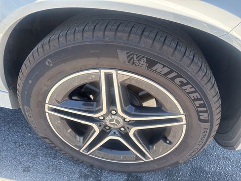 Used 2024 Mercedes-Benz GLE 350 4MATIC image 10
