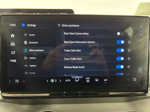 Certified 2025 Ford Expedition Active image 42