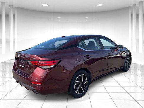 Used 2024 Nissan Sentra SV FWD image 3