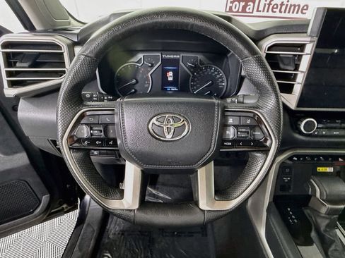 Used 2023 Toyota Tundra Limited AWD/4WD image 21