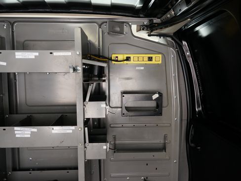 Used 2019 Chevrolet Express 2500 w/ Driver Convenience Package image 17