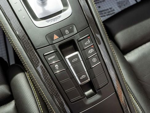 Used 2023 Porsche 718 Boxster S image 22