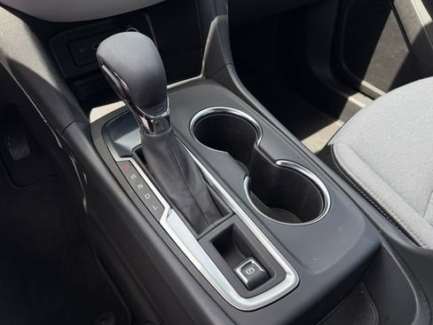 Used 2024 Chevrolet Equinox LS w/ LS Convenience Package FWD image 13