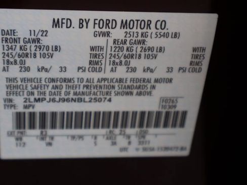 Used 2022 Lincoln Nautilus FWD w/ Premium Package image 29