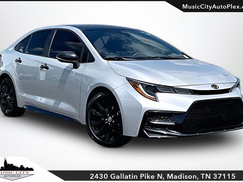 Used 2022 Toyota Corolla SE FWD image 1