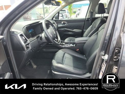 Used 2023 Kia Sorento SX AWD/4WD image 8