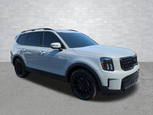 Used 2025 Kia Telluride EX X-Line AWD/4WD image 2
