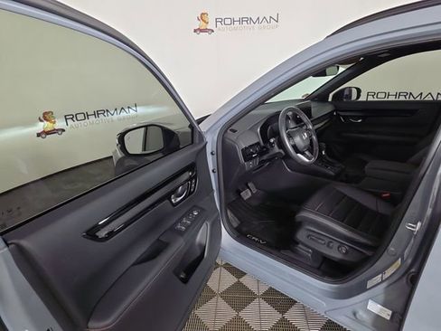 Used 2024 Honda CR-V Sport Touring image 17
