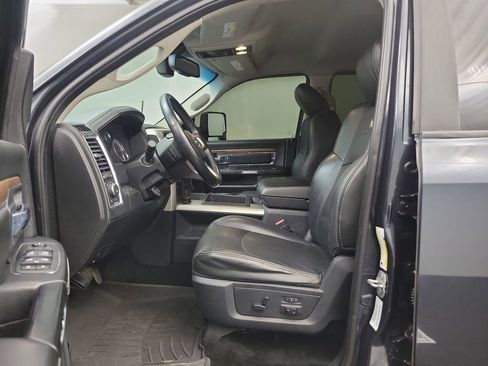 Used 2014 RAM 2500 Laramie w/ Protection Group image 5