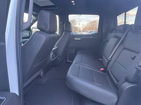 New 2026 GMC Sierra 1500 SLT w/ SLT Premium Plus Package image 34