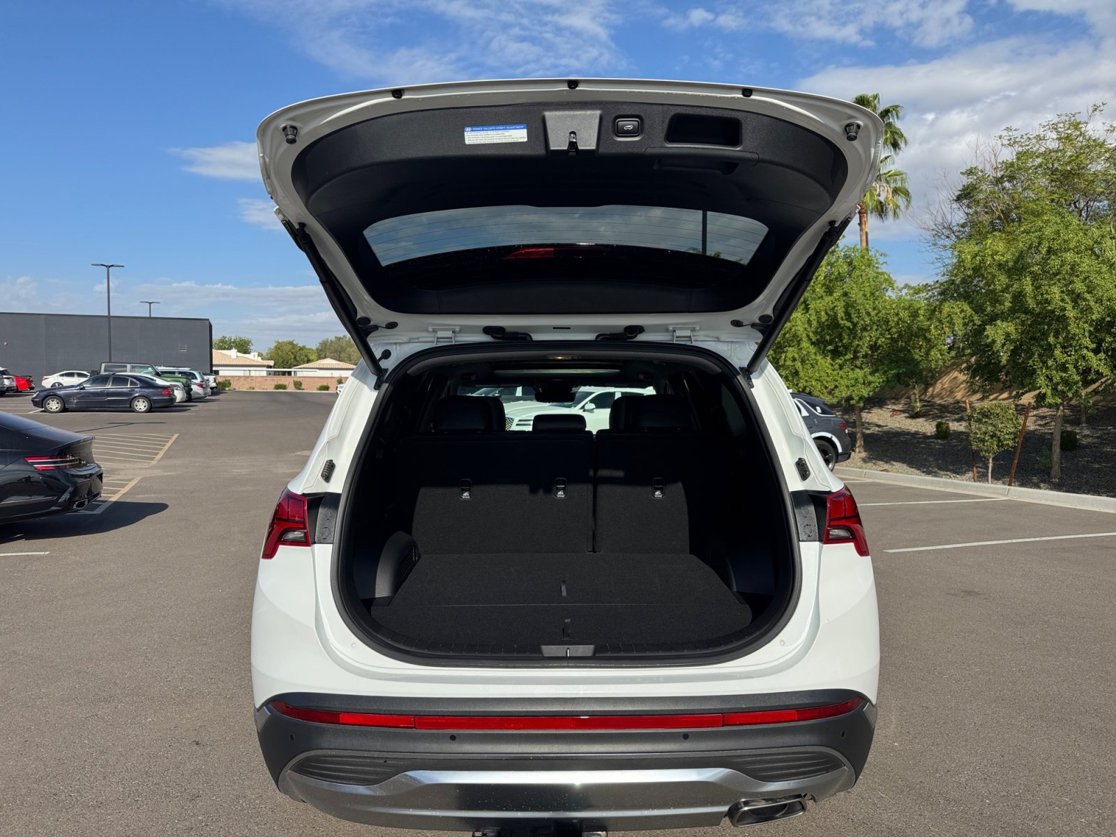Used 2023 Hyundai Santa Fe Limited AWD/4WD image 33