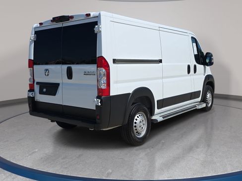 Used 2025 RAM ProMaster 2500 w/ U-Haul Equipment Group FWD image 6