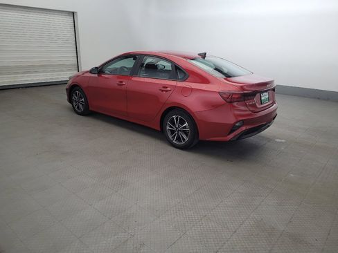 Used 2023 Kia Forte LXS w/ LXS Technology Package FWD image 3
