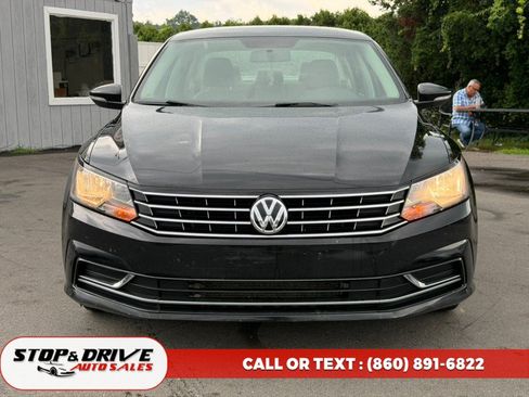 Used 2016 Volkswagen Passat 1.8T S FWD image 2
