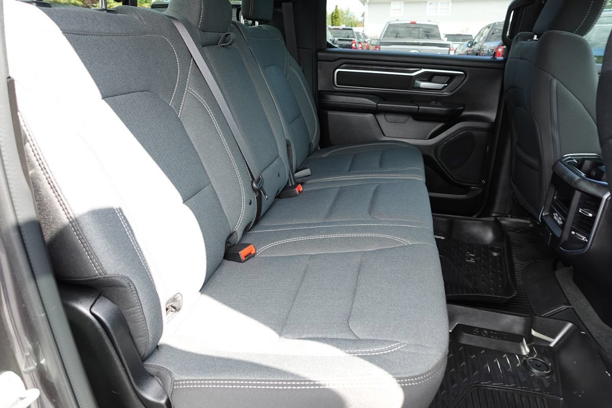 Used 2024 RAM 1500 Big Horn AWD/4WD image 31