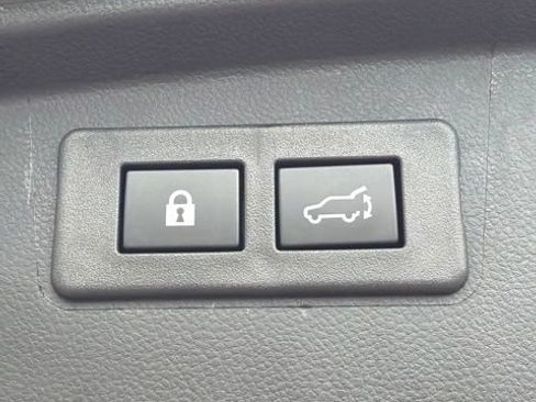 Used 2025 Subaru Outback Premium AWD/4WD image 28